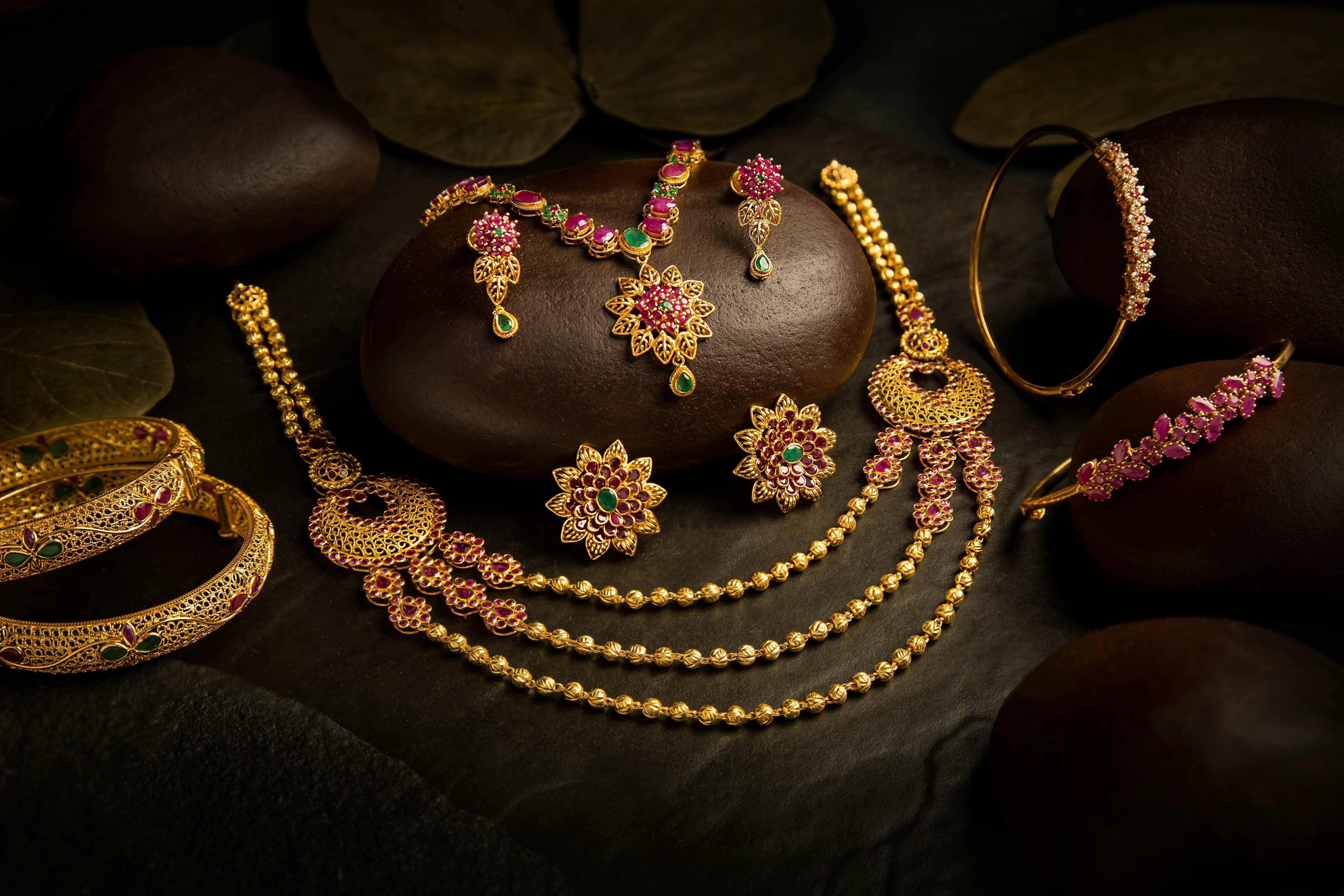 Why Premium Jewelry Are the Ultimate Symbol of Luxury - ROYAL MIRAR